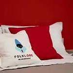 Couette-café Folklore Naples