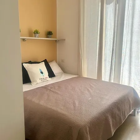 Folklore Couette-café