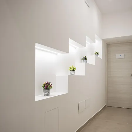 Folklore 4* 나폴리